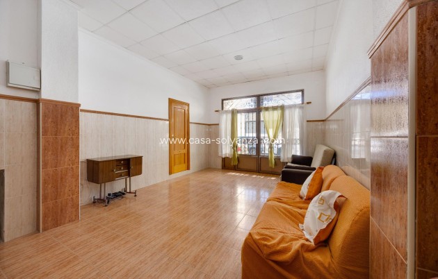 Apartment / flat - Resale - Torrevieja - Playa del Cura