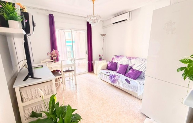 Apartment / flat - Resale - Torrevieja - Playa del Cura