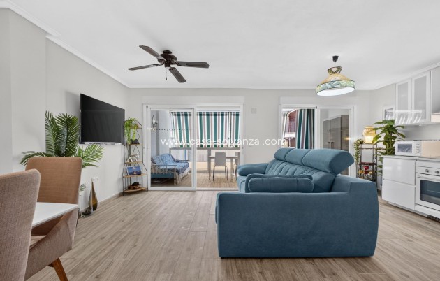 Apartment / flat - Resale - Torrevieja - Playa del Cura