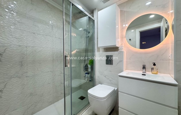 Apartment / flat - Resale - Torrevieja - Torrevieja Centro