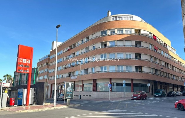 Apartment / flat - Resale - Torrevieja - Torrevieja Centro