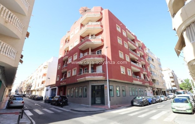 Apartment / flat - Resale - Torrevieja - Torrevieja Centro