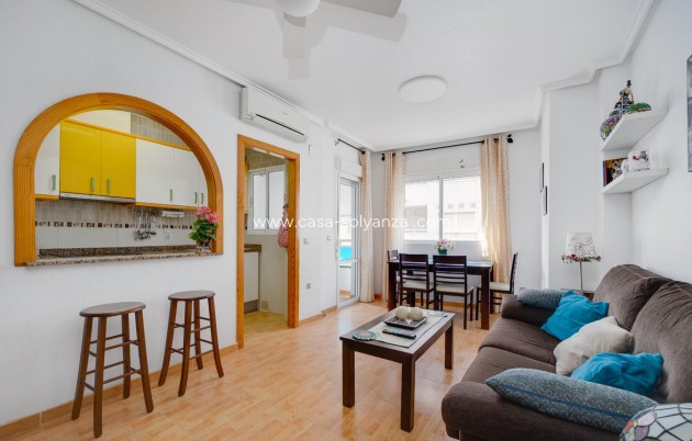 Apartment / flat - Resale - Torrevieja - Torrevieja Centro