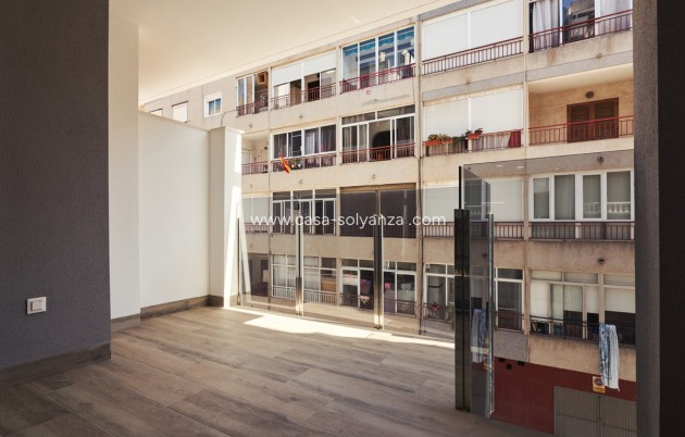 Apartment / flat - Resale - Torrevieja - Torrevieja Centro
