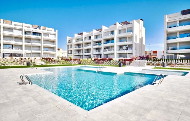 Apartment / flat - Resale - Villamartin - Costa Blanca