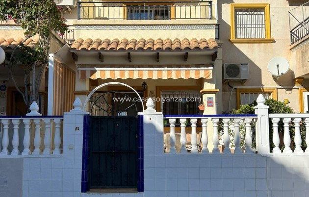 Appartement / flat - Herverkoop - Orihuela Costa - Punta Prima