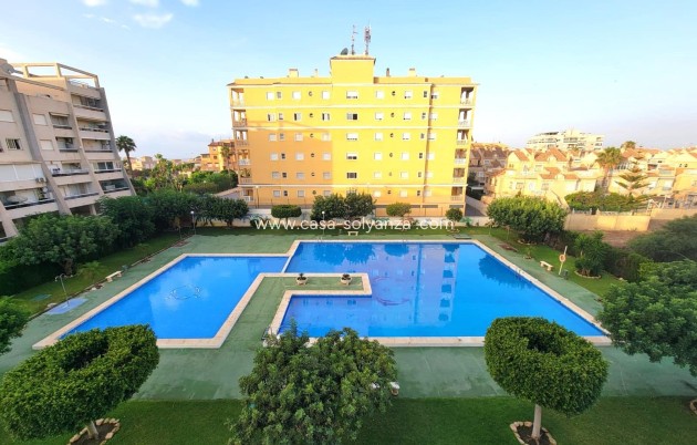 Appartement / flat - Herverkoop - Torrevieja - Aguas nuevas