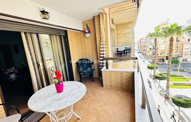 Appartement / flat - Herverkoop - Torrevieja - Center