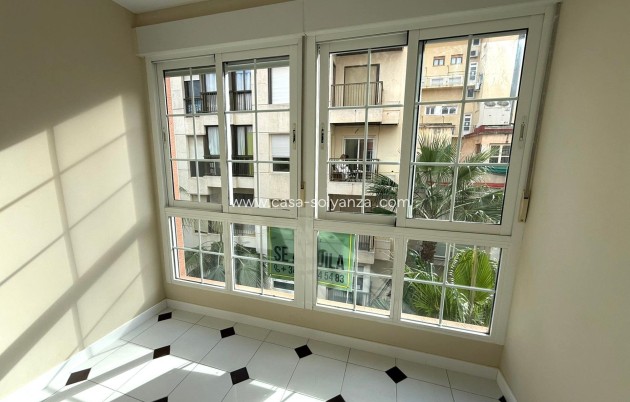 Appartement / flat - Herverkoop - Torrevieja - Center