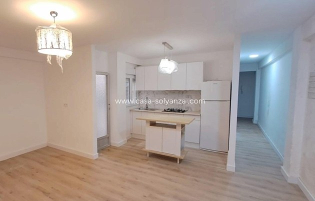 Appartement / flat - Herverkoop - Torrevieja - Center