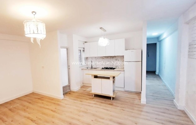 Appartement / flat - Herverkoop - Torrevieja - Center