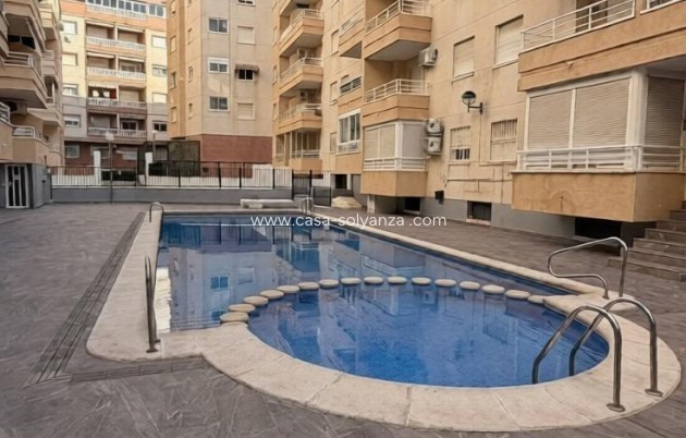 Appartement / flat - Herverkoop - Torrevieja - Center