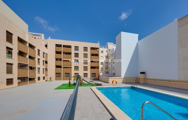 Appartement / flat - Herverkoop - Torrevieja - CSCH-41127