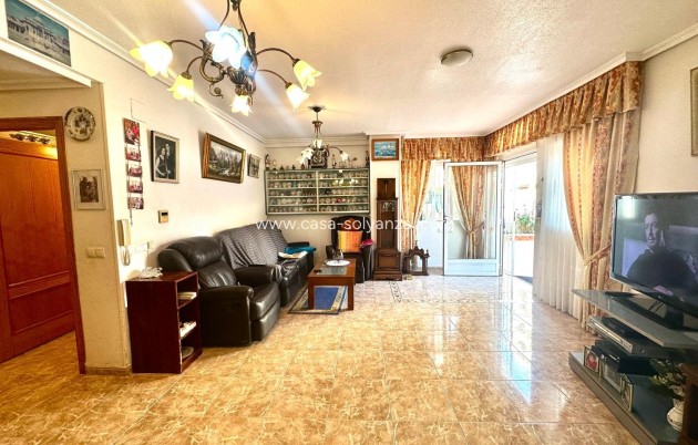 Appartement / flat - Herverkoop - Torrevieja - CSRES-61779