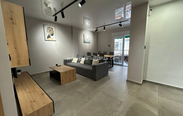 Appartement / flat - Herverkoop - Torrevieja - Estacion Autobuses