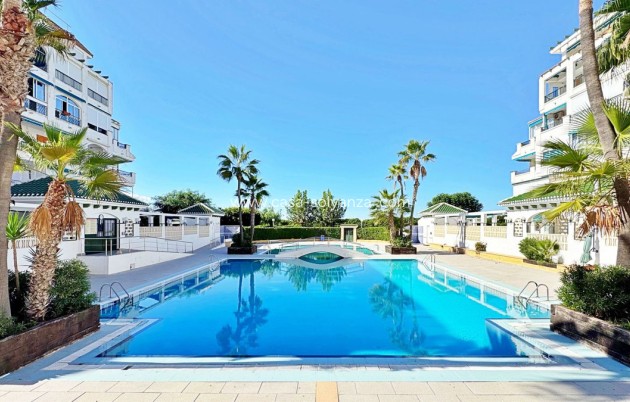 Appartement / flat - Herverkoop - Torrevieja - La Mata