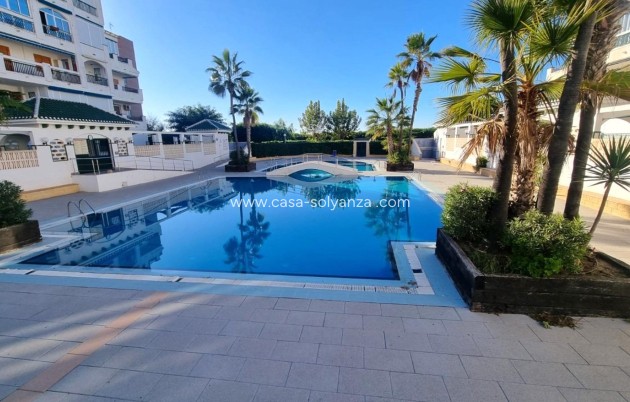 Appartement / flat - Herverkoop - Torrevieja - La Mata