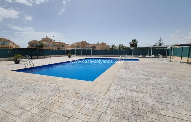Bungalow - Herverkoop - Torrevieja - La Siesta