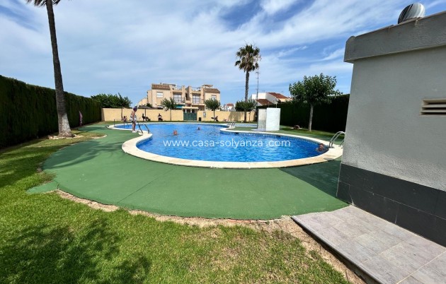 Bungalow - Wiederverkauf - Torrevieja - La Siesta