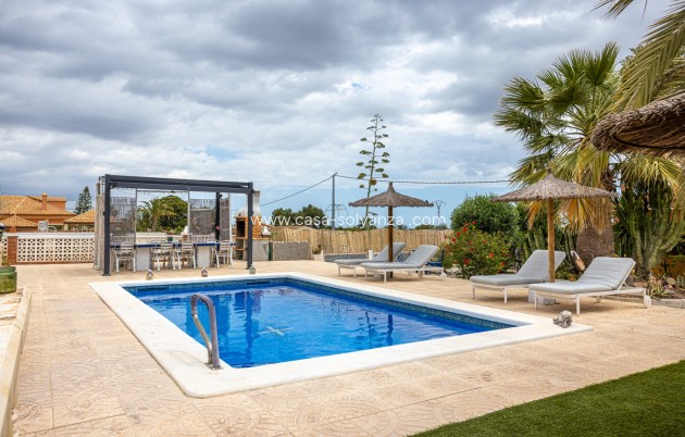 Country Property/Finca - Resale - Albatera - SOLYANZA@HM138