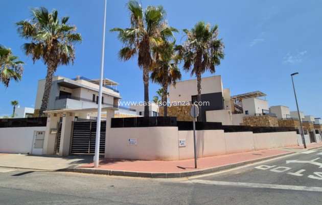 detached_house - Herverkoop - Torrevieja - Costa Blanca Sur