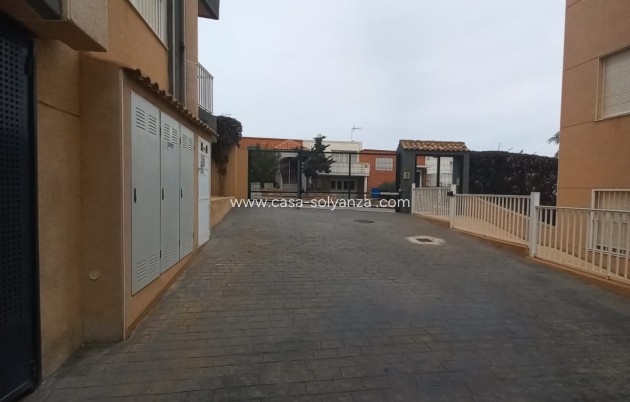 Garage - Wiederverkauf - La Mata, Torrevieja - La Mata, Torrevieja