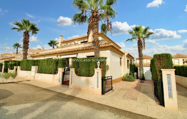 Herenhuis - Herverkoop - Villamartin - PAU 8