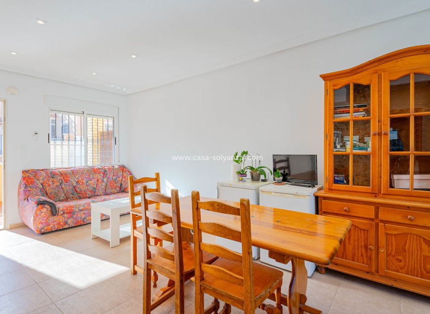 Herverkoop - Adosado - Punta Prima