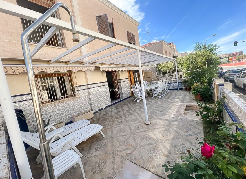 Herverkoop - Adosado - Santa Pola