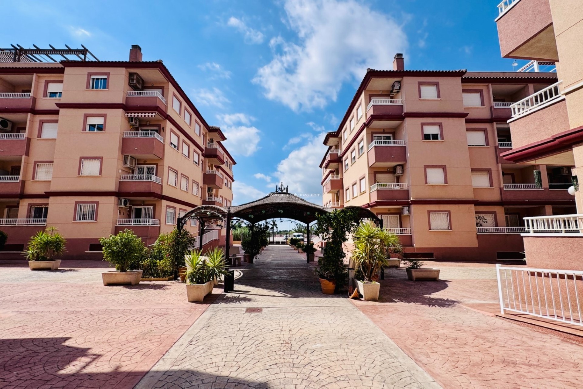 Herverkoop - Appartement / flat - Algorfa