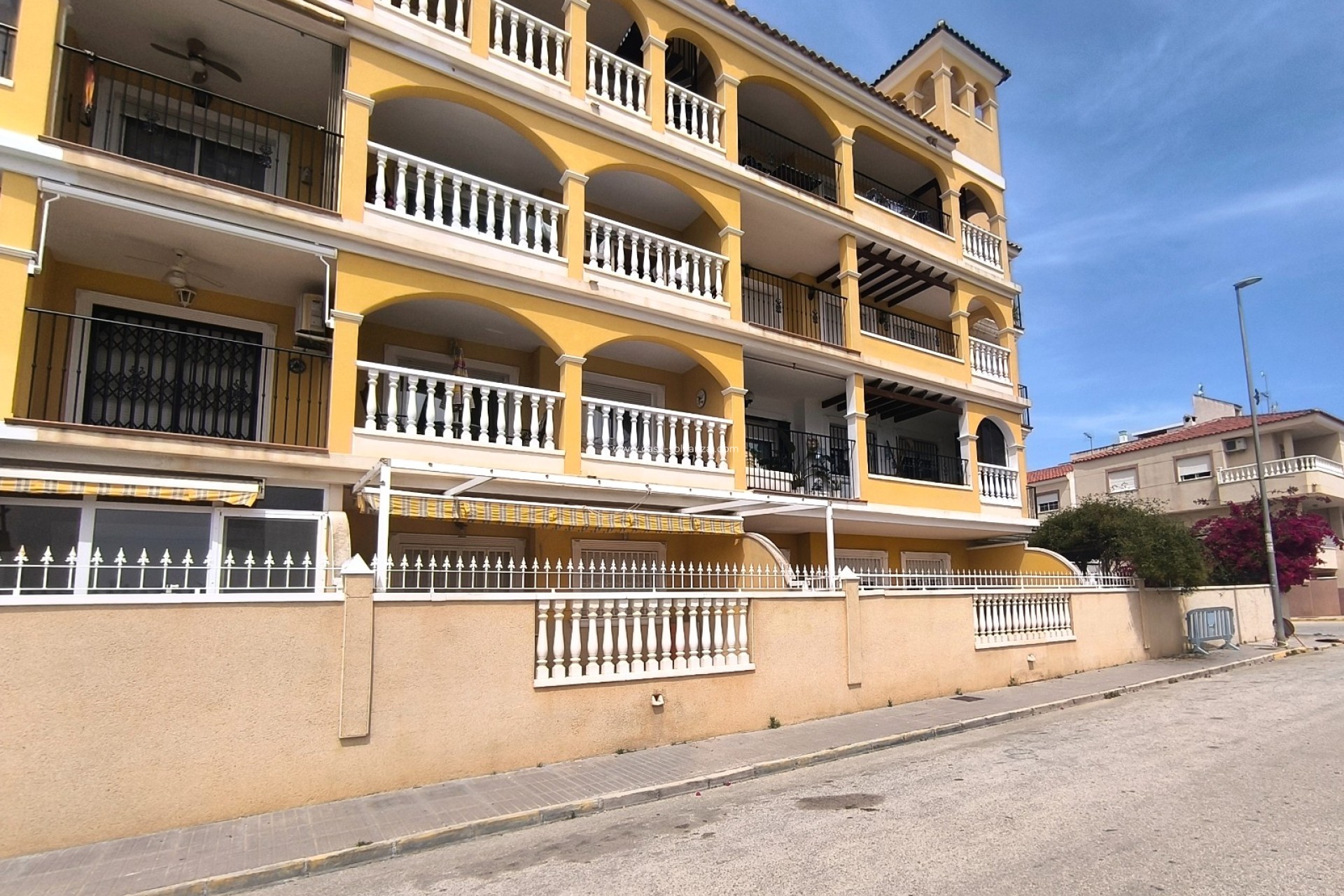 Herverkoop - Appartement / flat - Algorfa