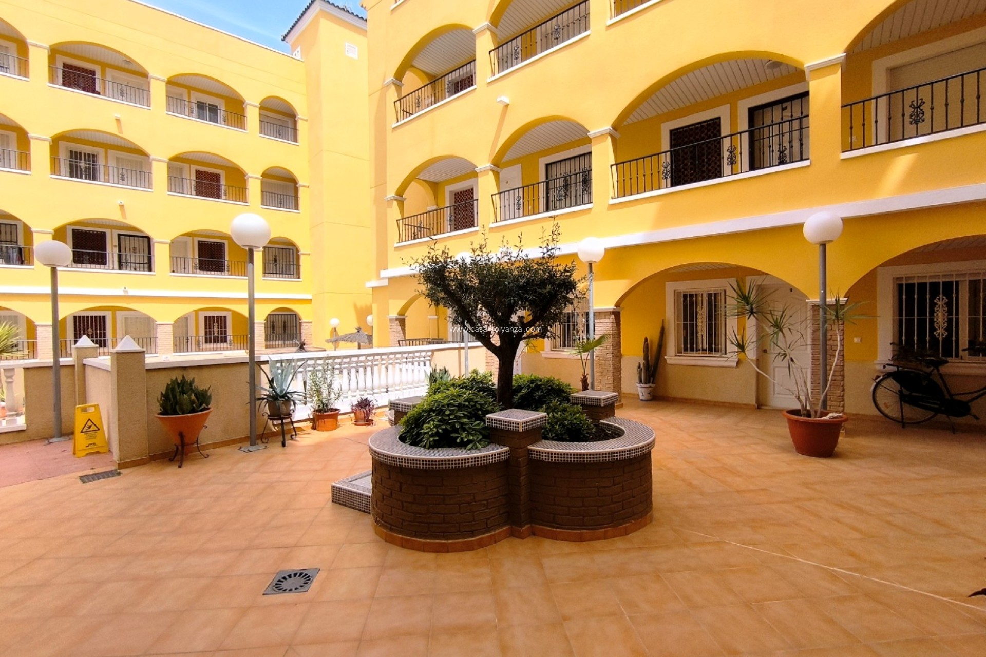 Herverkoop - Appartement / flat - Algorfa