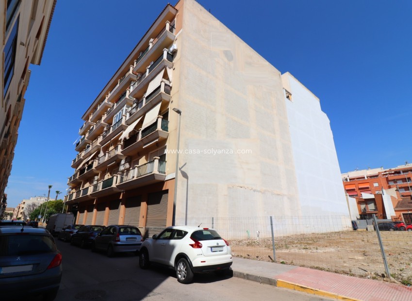 Herverkoop - Appartement / flat - Almoradí - Almoradi - Town