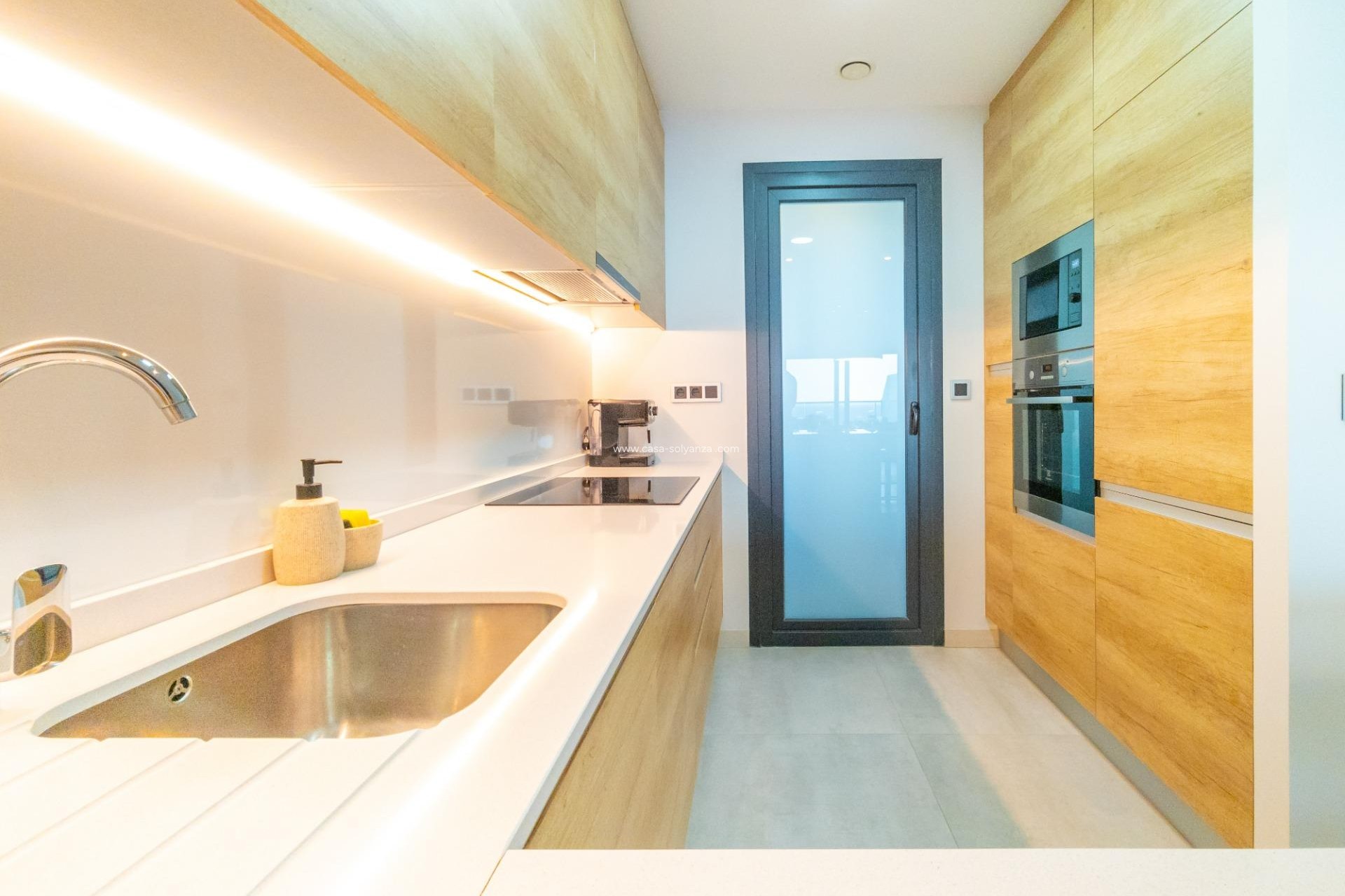 Herverkoop - Appartement / flat - Benidorm - Playa de Poniente