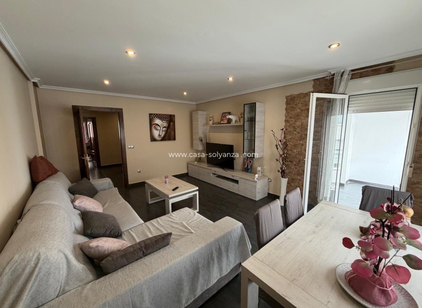 Herverkoop - Appartement / flat - Beniel - Centro