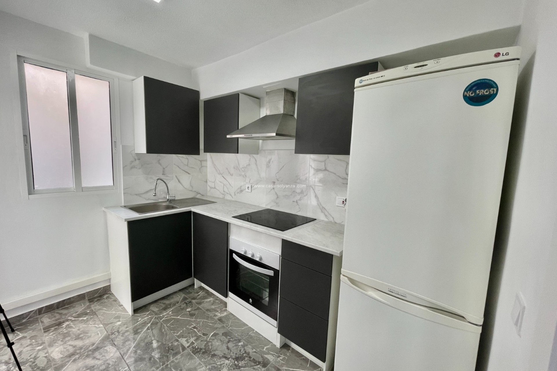 Herverkoop - Appartement / flat - Bigastro - Inland