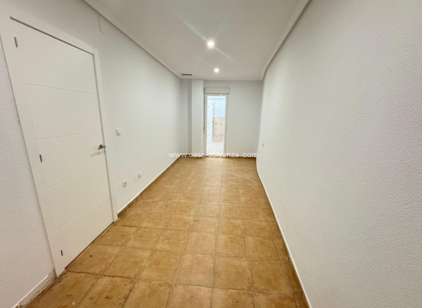 Herverkoop - Appartement / flat - Catral - Comunidad Valenciana