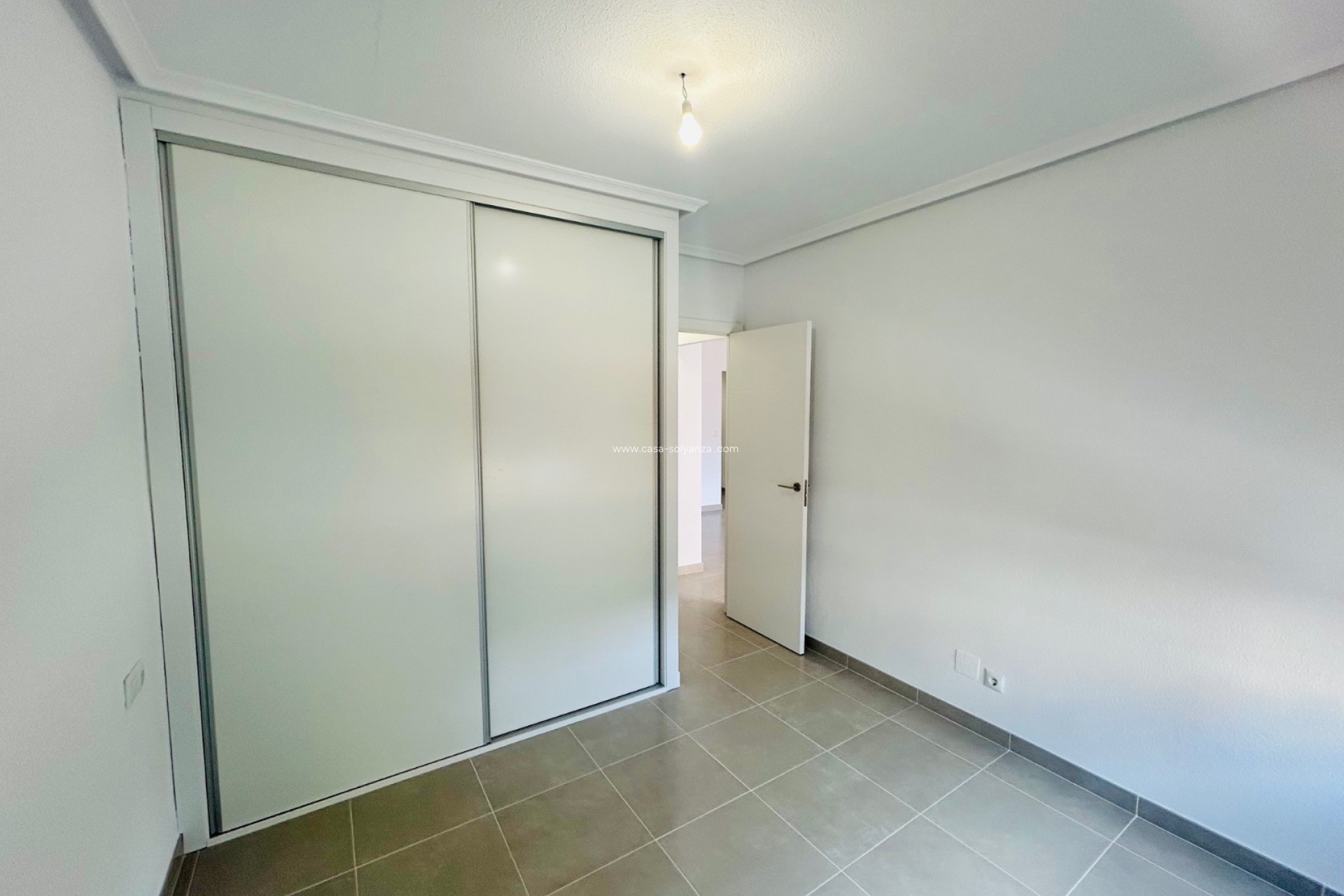 Herverkoop - Appartement / flat - Daya Nueva