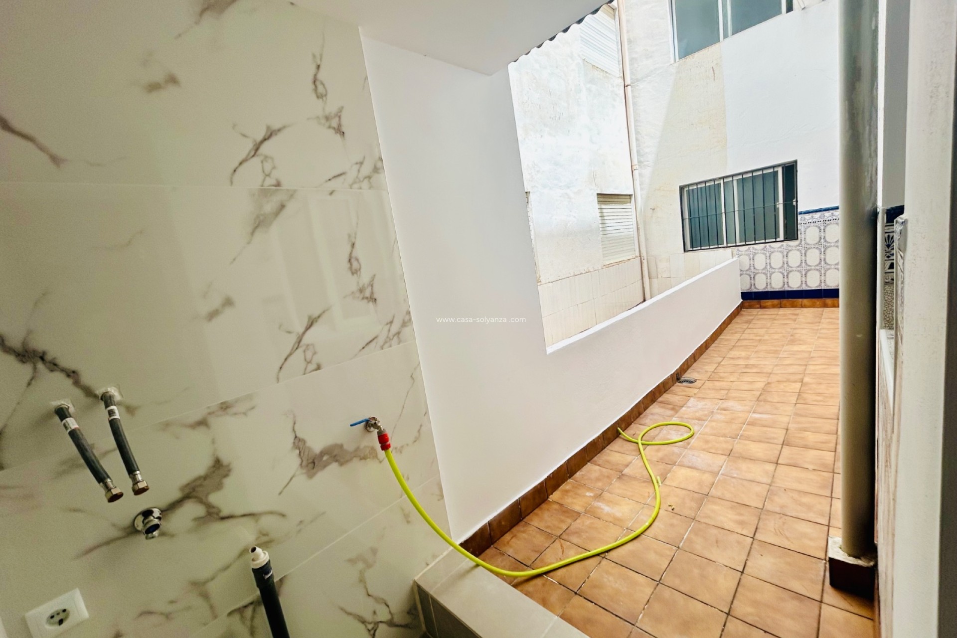 Herverkoop - Appartement / flat - Daya Nueva