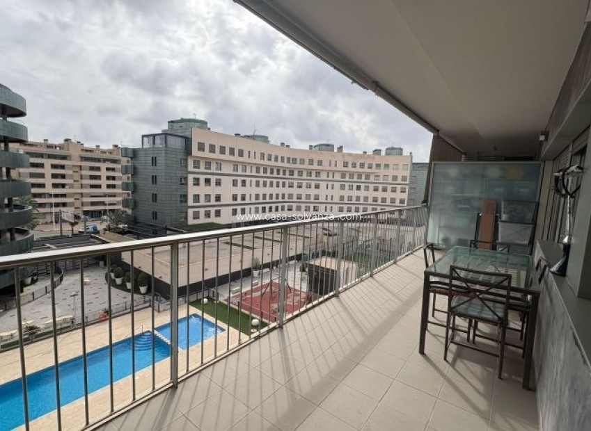 Herverkoop - Appartement / flat - Elche