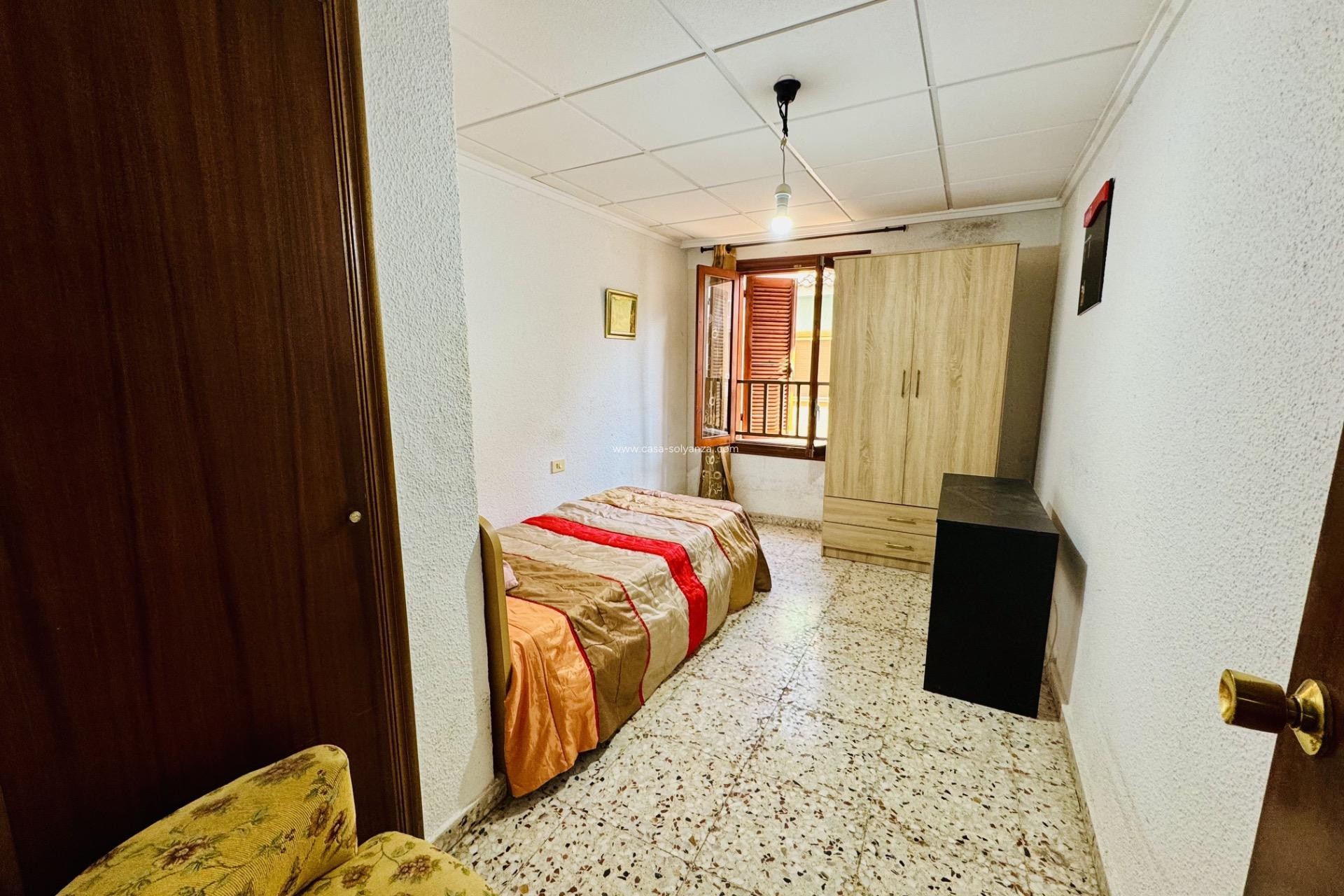 Herverkoop - Appartement / flat - Formentera de Segura - Pueblo