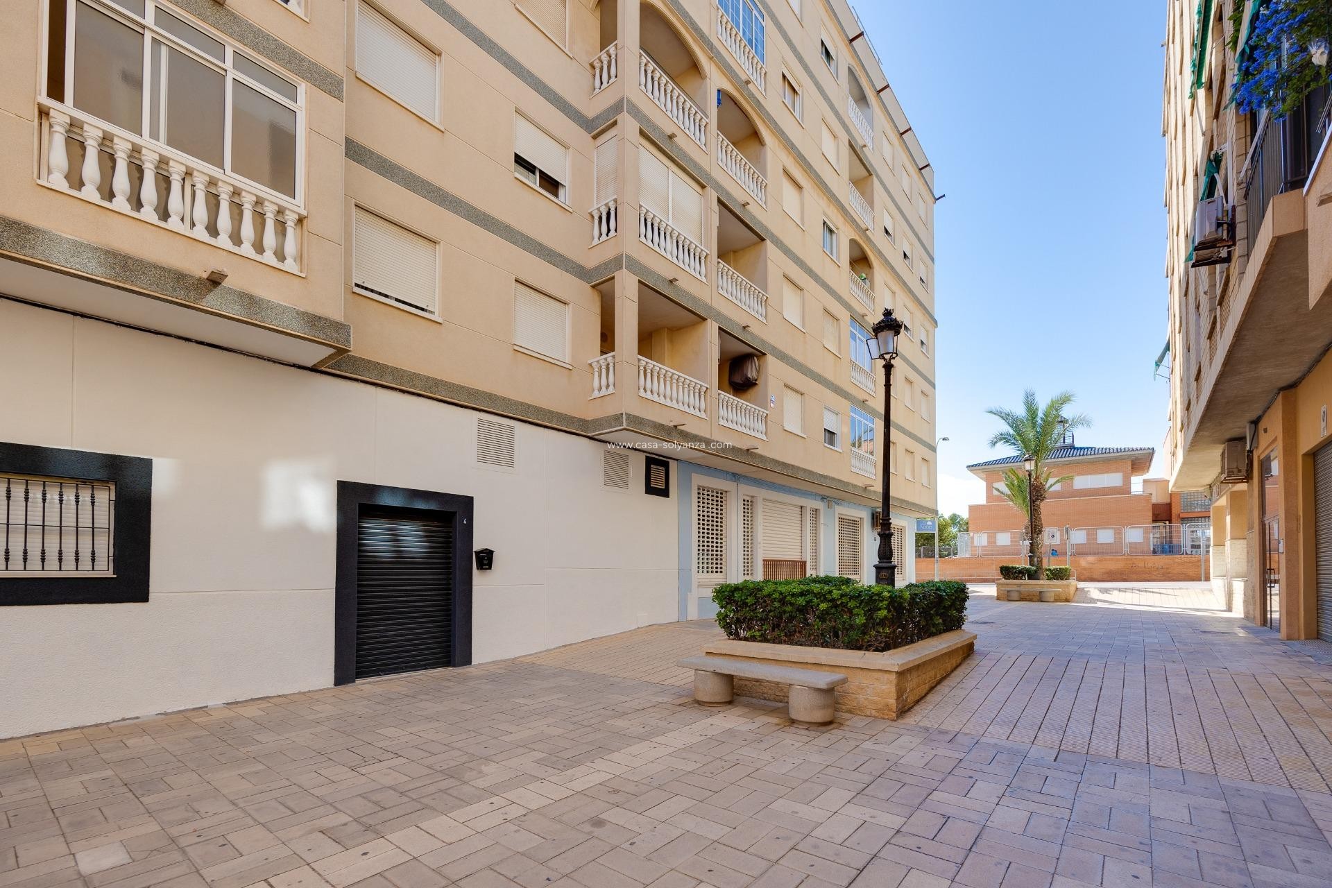 Herverkoop - Appartement / flat - Guardamar del Segura - Pueblo