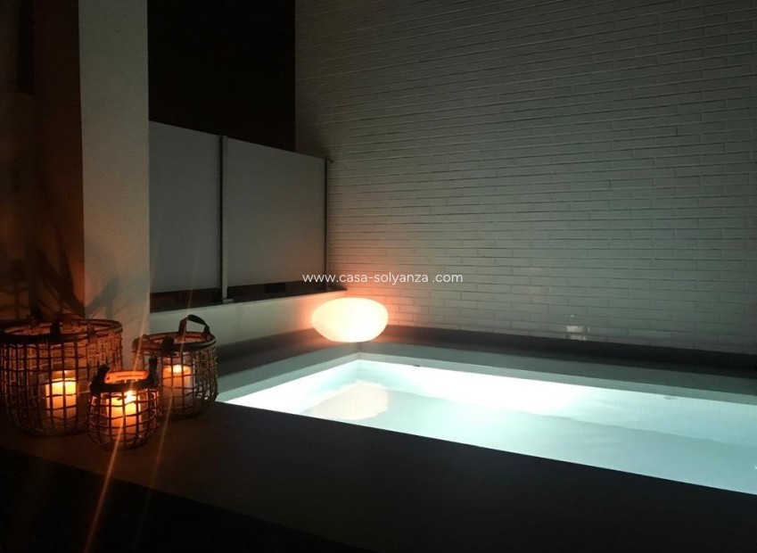 Herverkoop - Appartement / flat - Guardamar del Segura - Puerto Deportivo