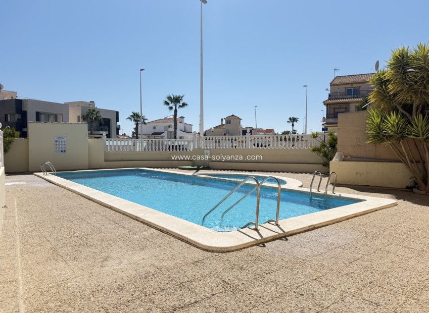 Herverkoop - Appartement / flat - La Zenia
