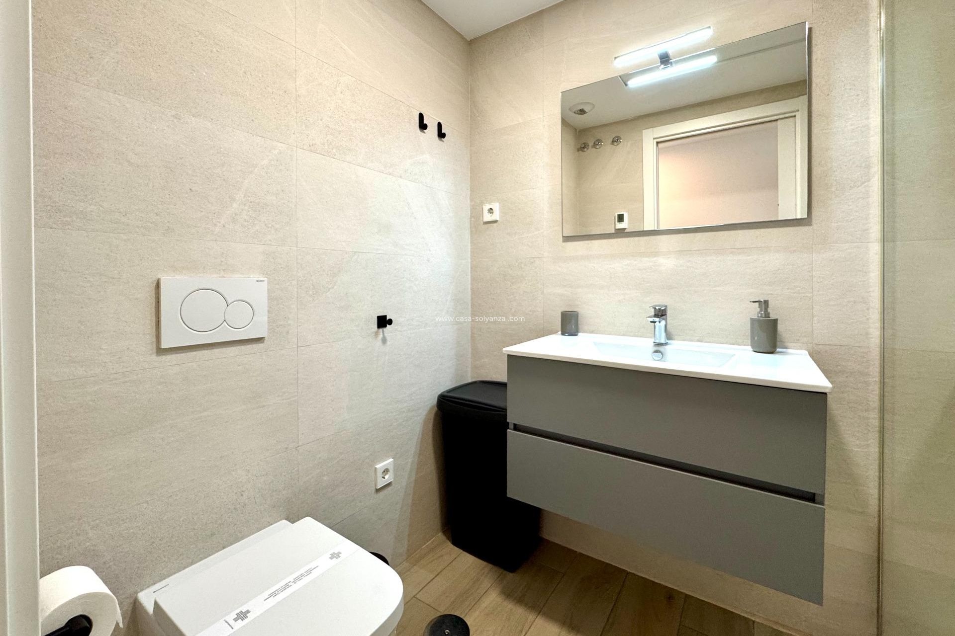 Herverkoop - Appartement / flat - Los Alcázares - Dolores De Pacheco-santa Rosalía