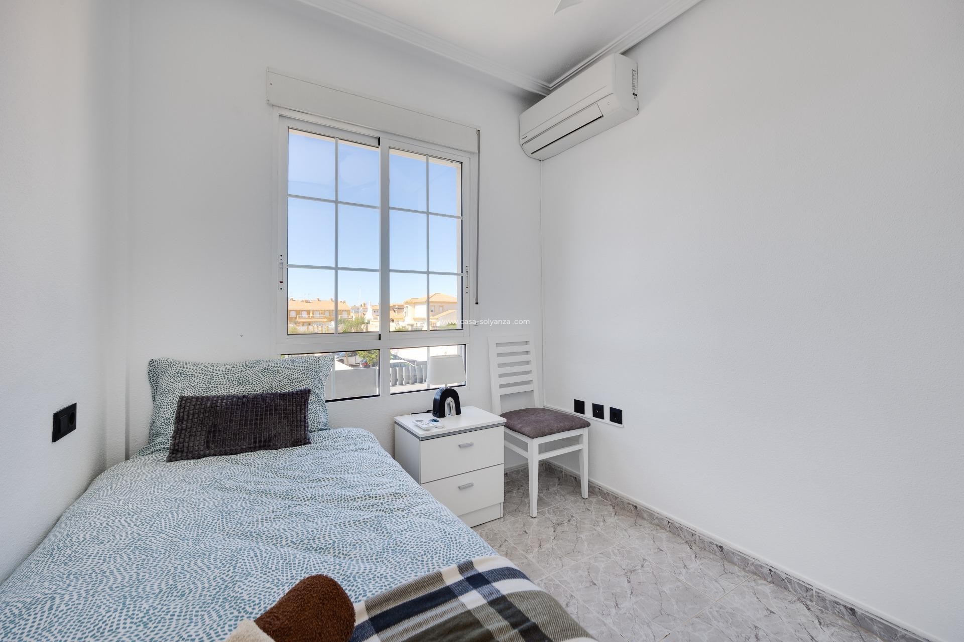 Herverkoop - Appartement / flat - Orihuela Costa - La Zenia