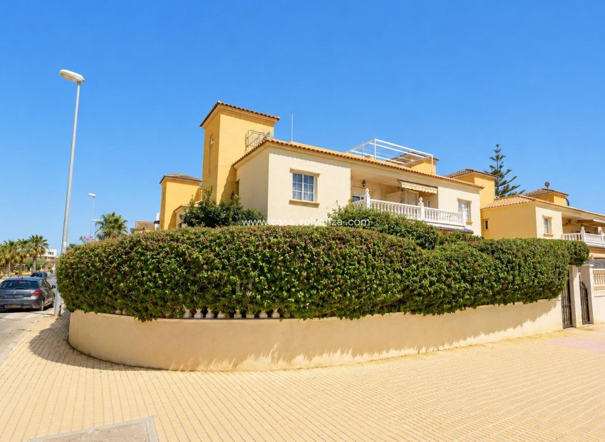 Herverkoop - Appartement / flat - Orihuela Costa - Lomas de Cabo Roig
