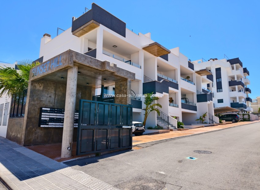 Herverkoop - Appartement / flat - Orihuela Costa - Los Altos