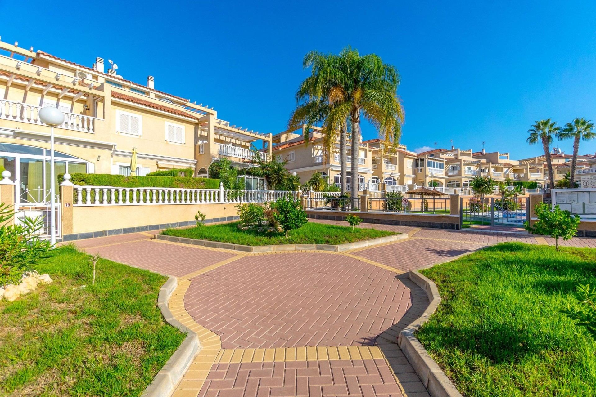 Herverkoop - Appartement / flat - Orihuela Costa - Playa Flamenca