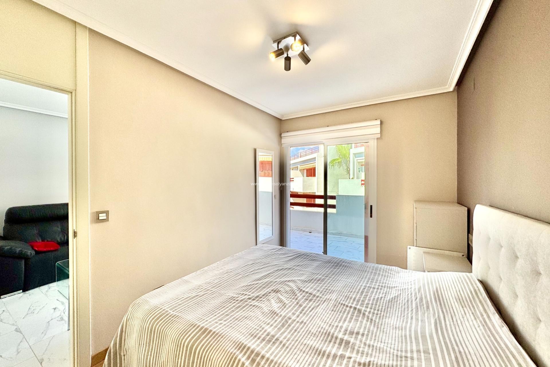Herverkoop - Appartement / flat - Orihuela Costa - Punta Prima